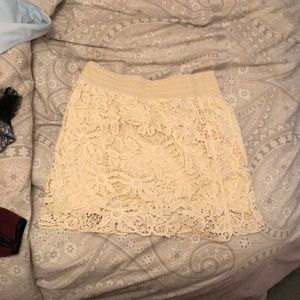 Lace skirt
